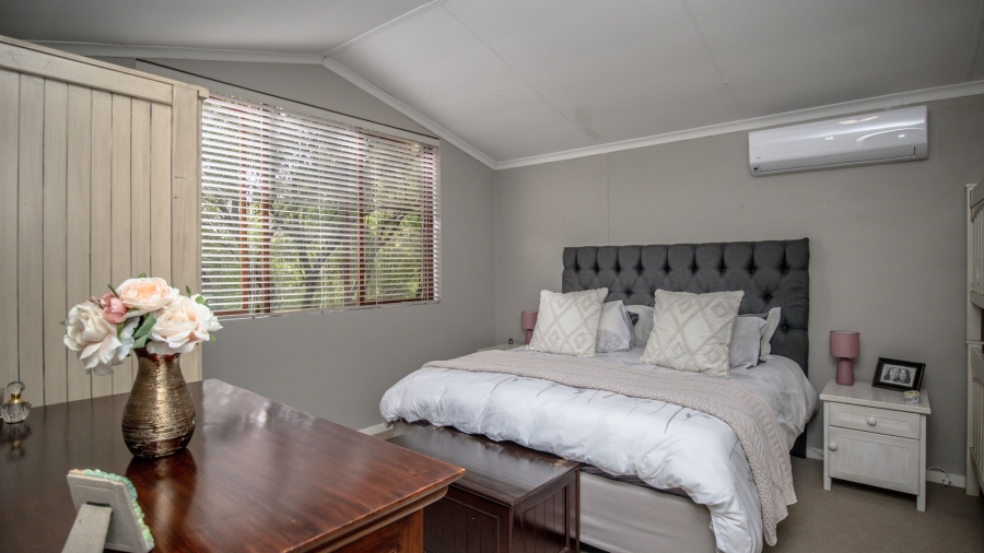 3 Bedroom Property for Sale in The Coves North West
